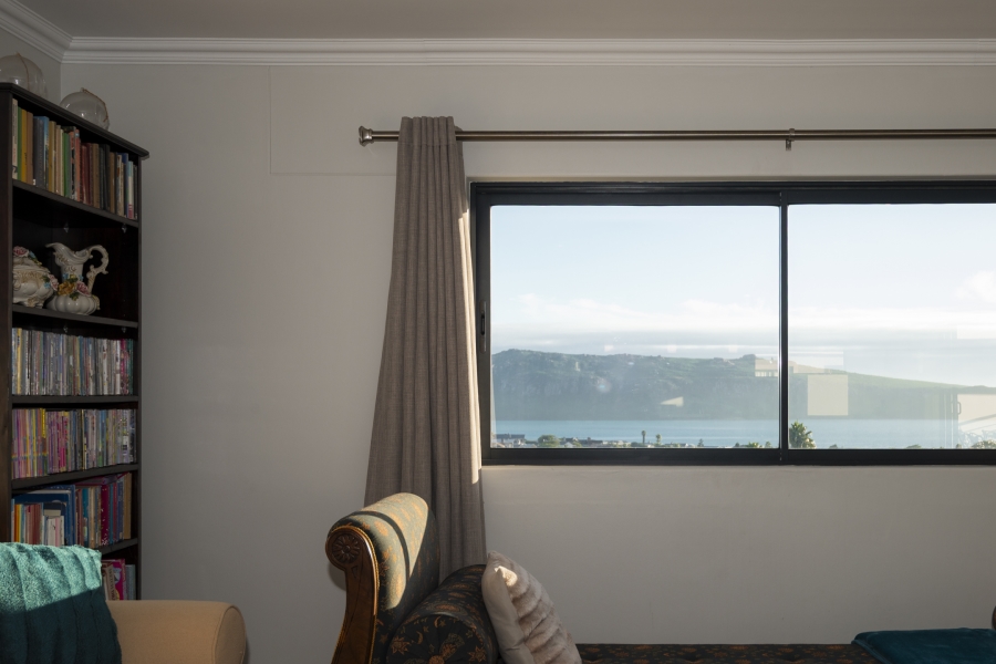 5 Bedroom Property for Sale in Myburgh Park Western Cape